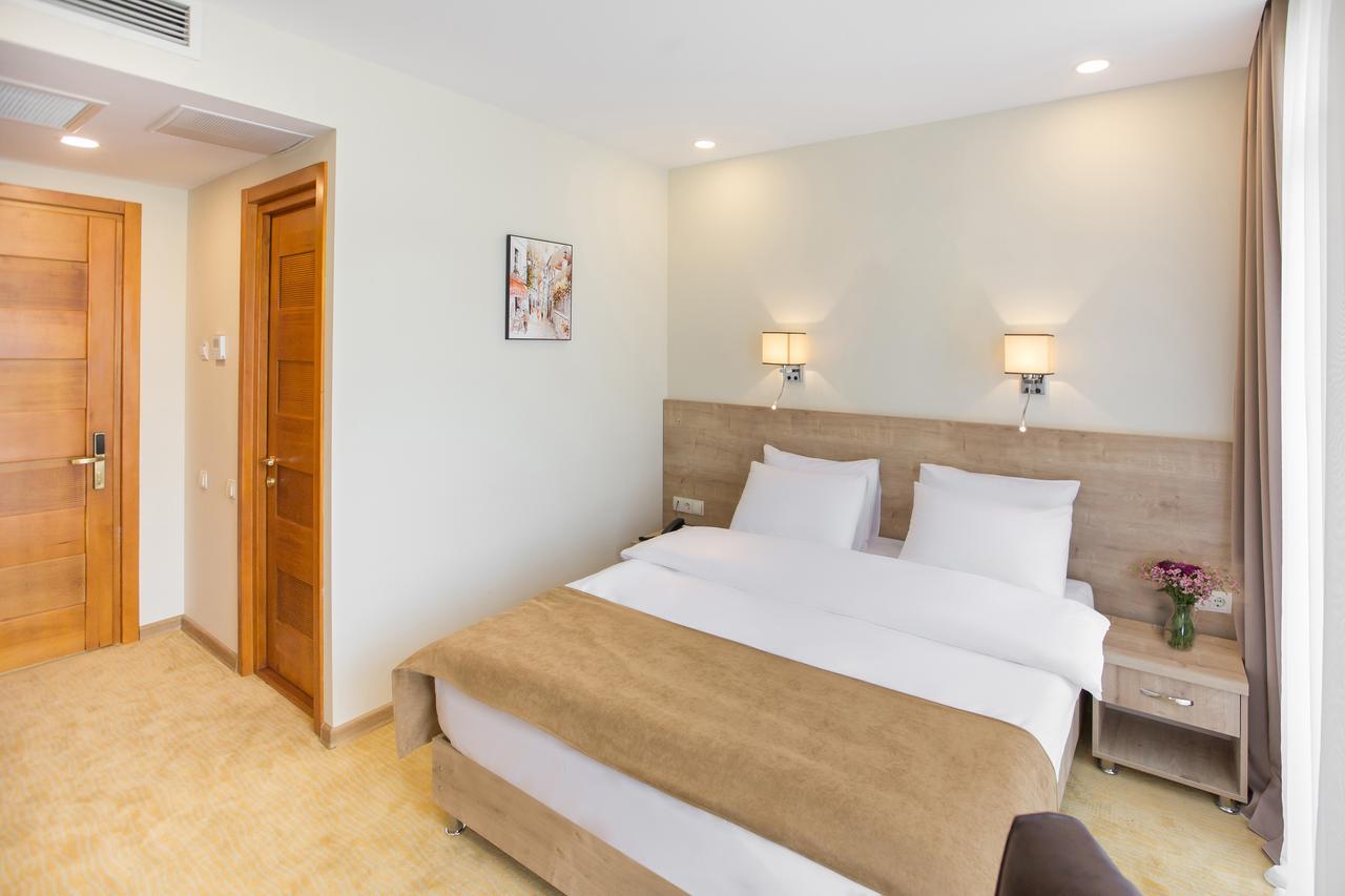 טביליסי Bridge Boutique Hotel מראה חיצוני תמונה