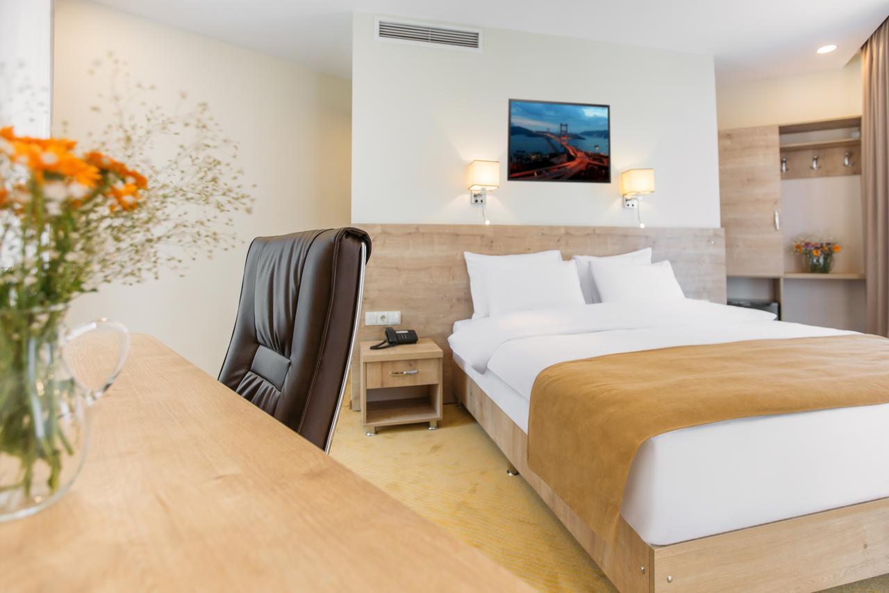 טביליסי Bridge Boutique Hotel מראה חיצוני תמונה