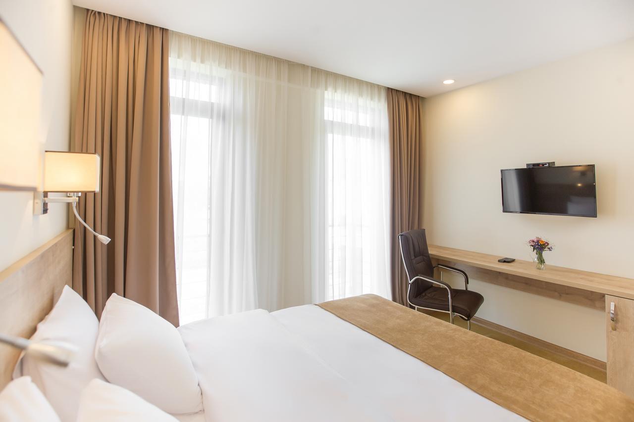 טביליסי Bridge Boutique Hotel מראה חיצוני תמונה