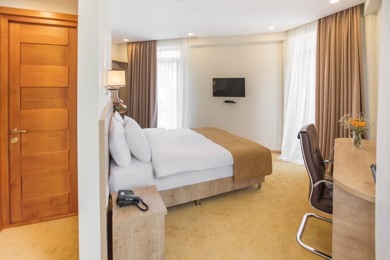 טביליסי Bridge Boutique Hotel מראה חיצוני תמונה