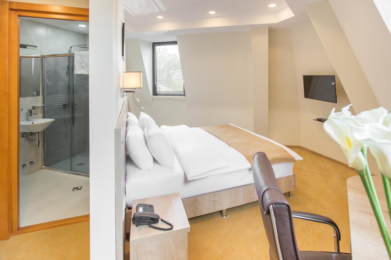 טביליסי Bridge Boutique Hotel מראה חיצוני תמונה