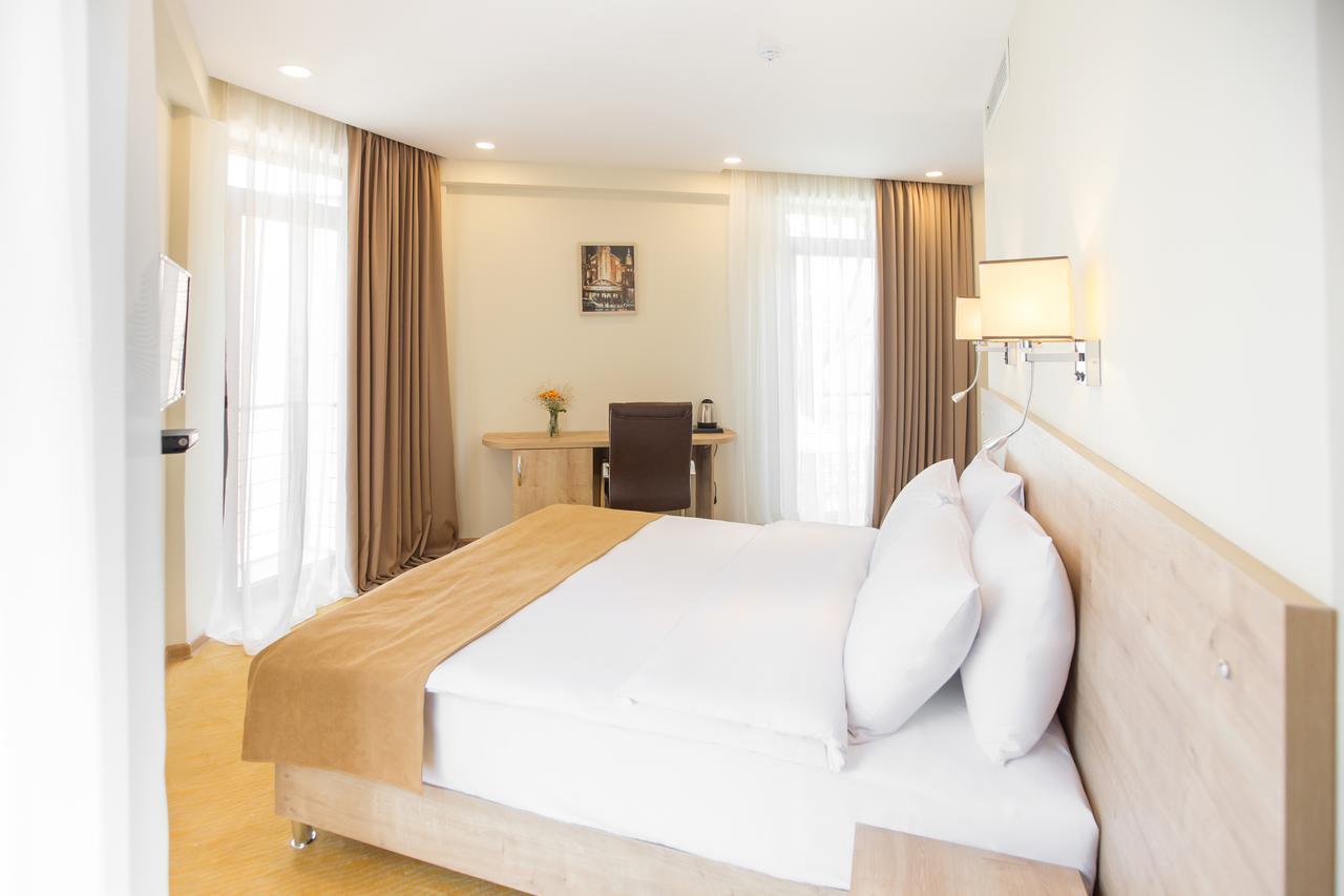 טביליסי Bridge Boutique Hotel מראה חיצוני תמונה