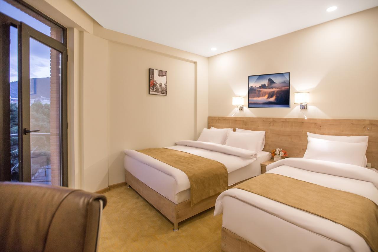 טביליסי Bridge Boutique Hotel מראה חיצוני תמונה