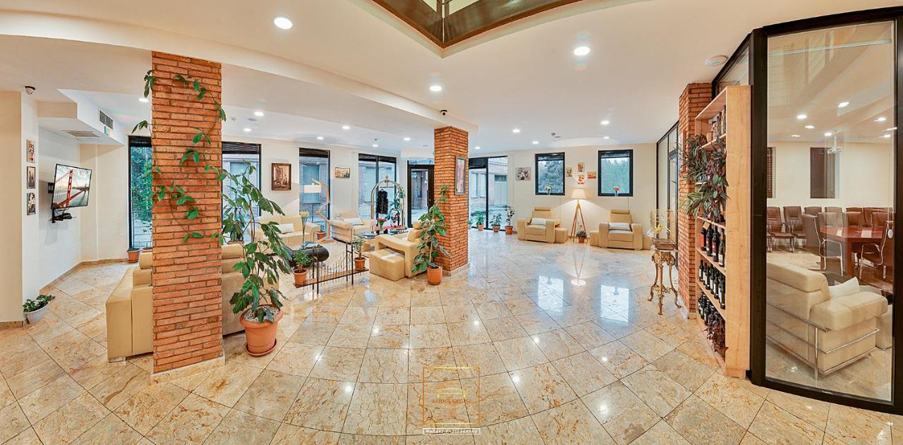 טביליסי Bridge Boutique Hotel מראה חיצוני תמונה